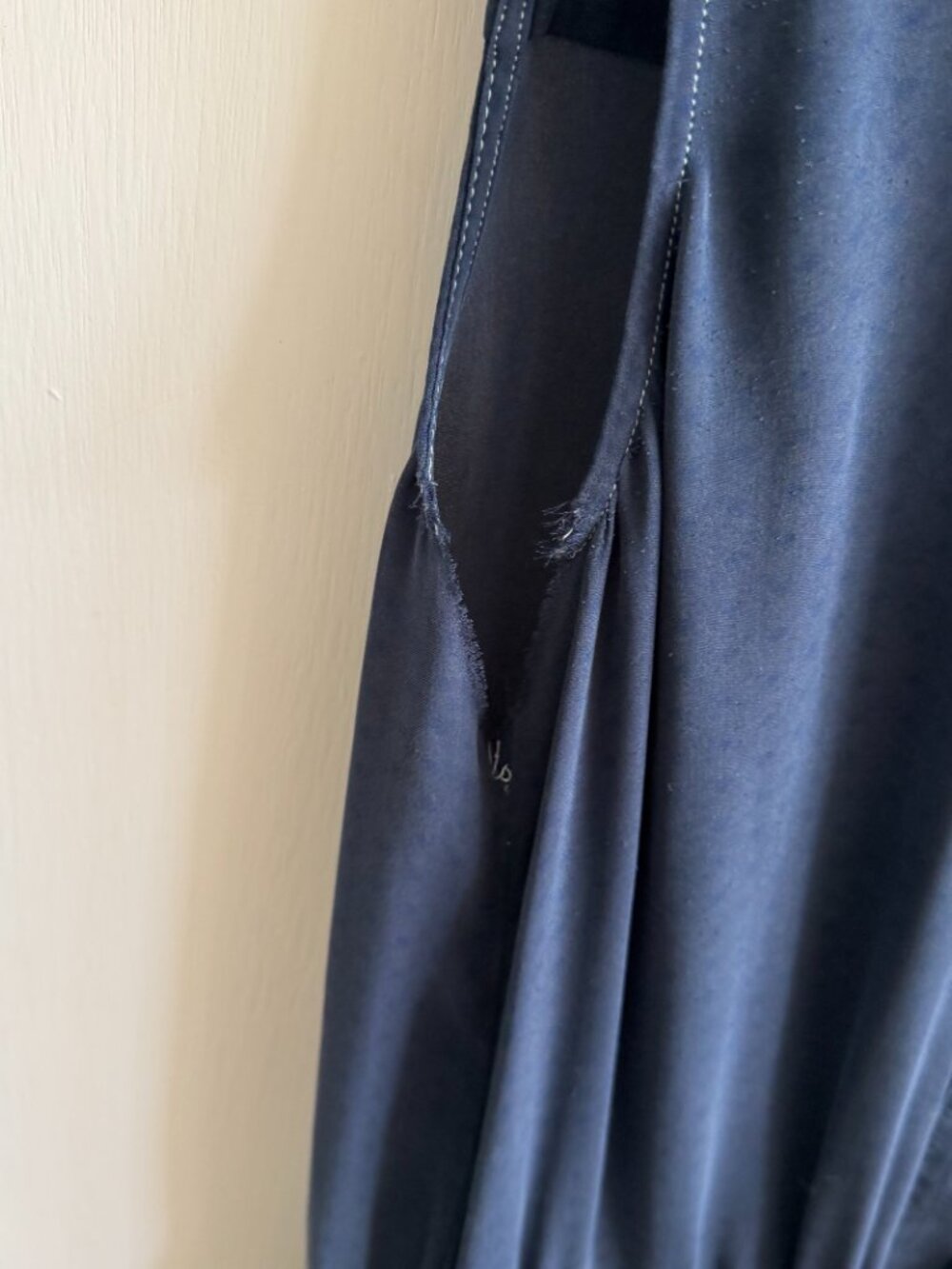 Vince 100% Silk Navy Midi Dress Minimalist Luxury Sleeveless S - Picture 4 of 6